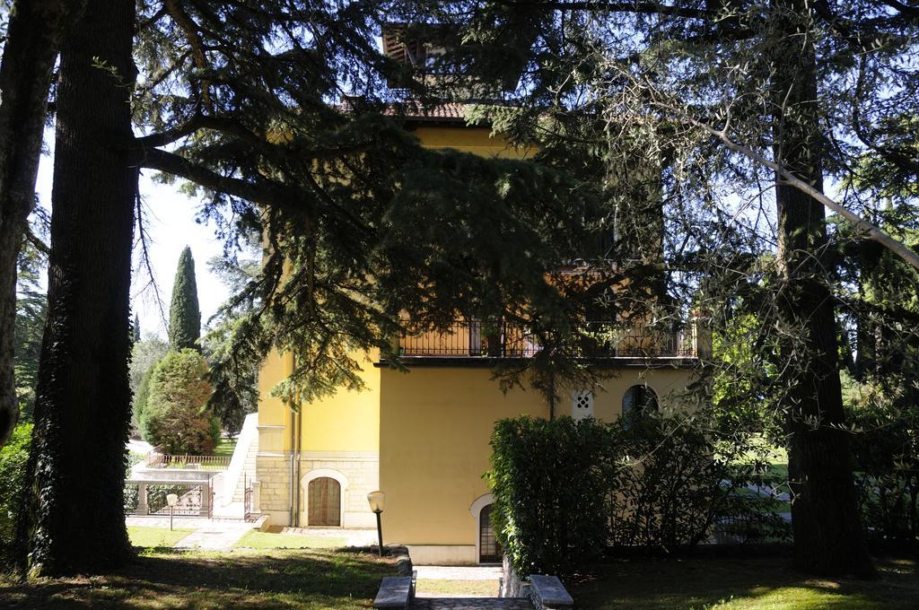Villa Callas 16 سيرمِيوني الغرفة الصورة